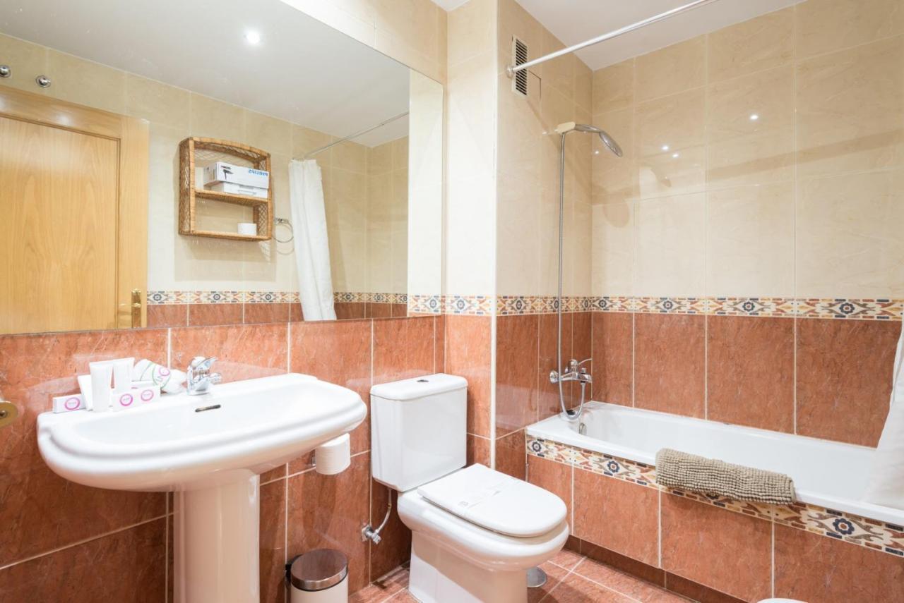 Studio Pedrega Apartment Malaga Ngoại thất bức ảnh